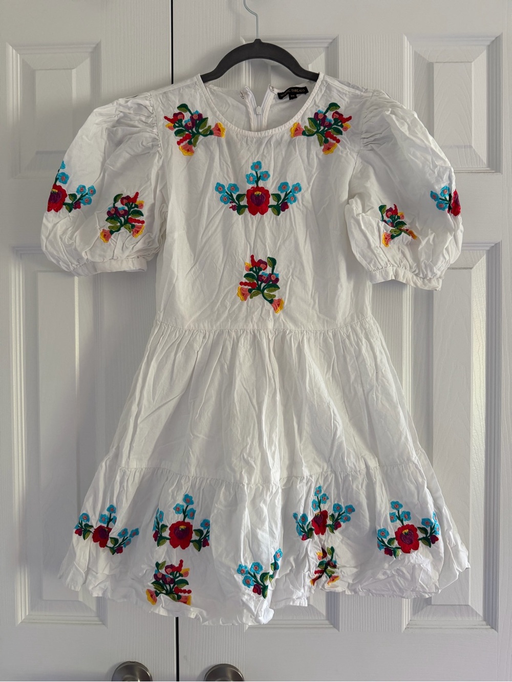 Floral Embroidered Puff-Sleeve Dress